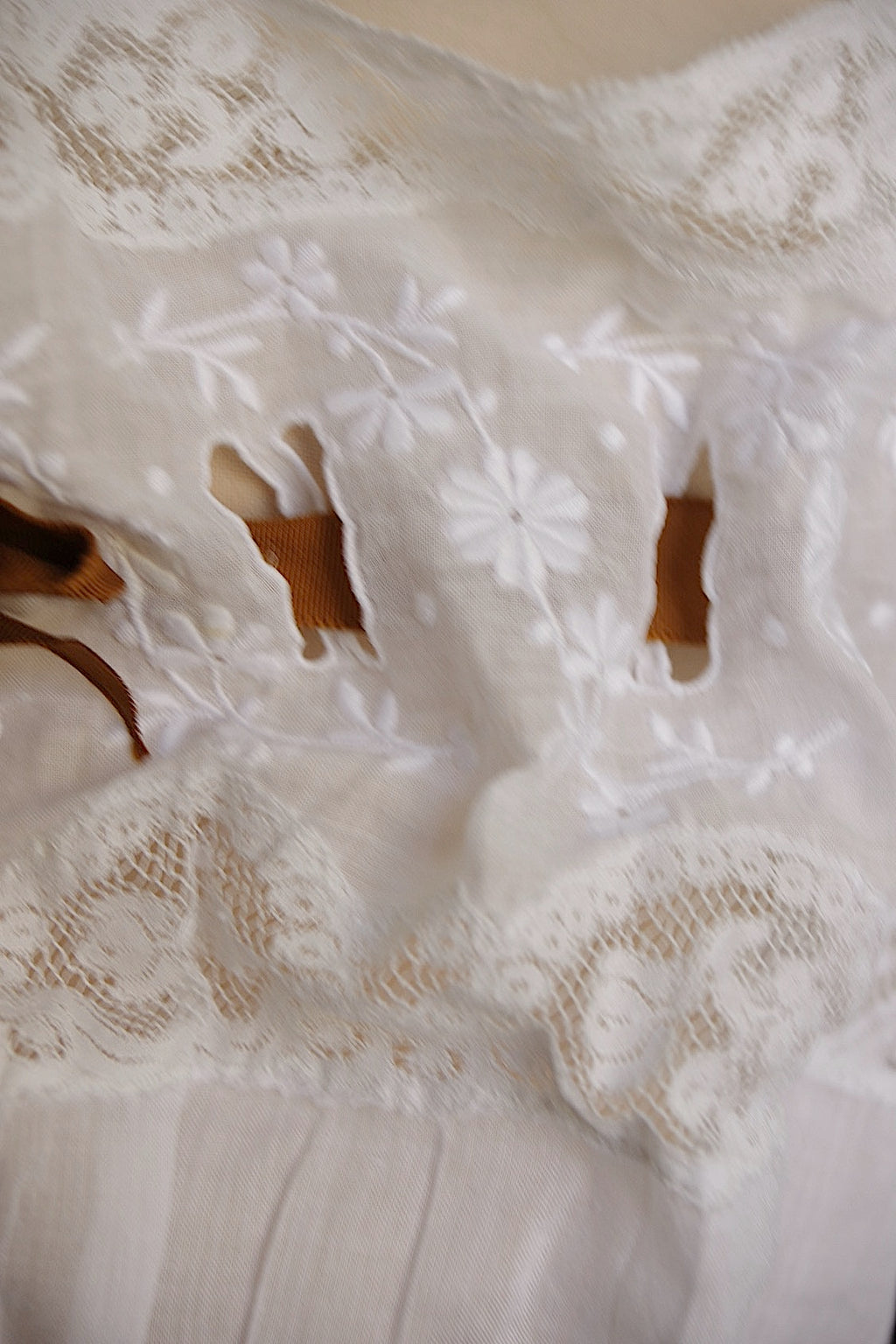 アンティークレーストップス　vêtement antique　tops リボン付き