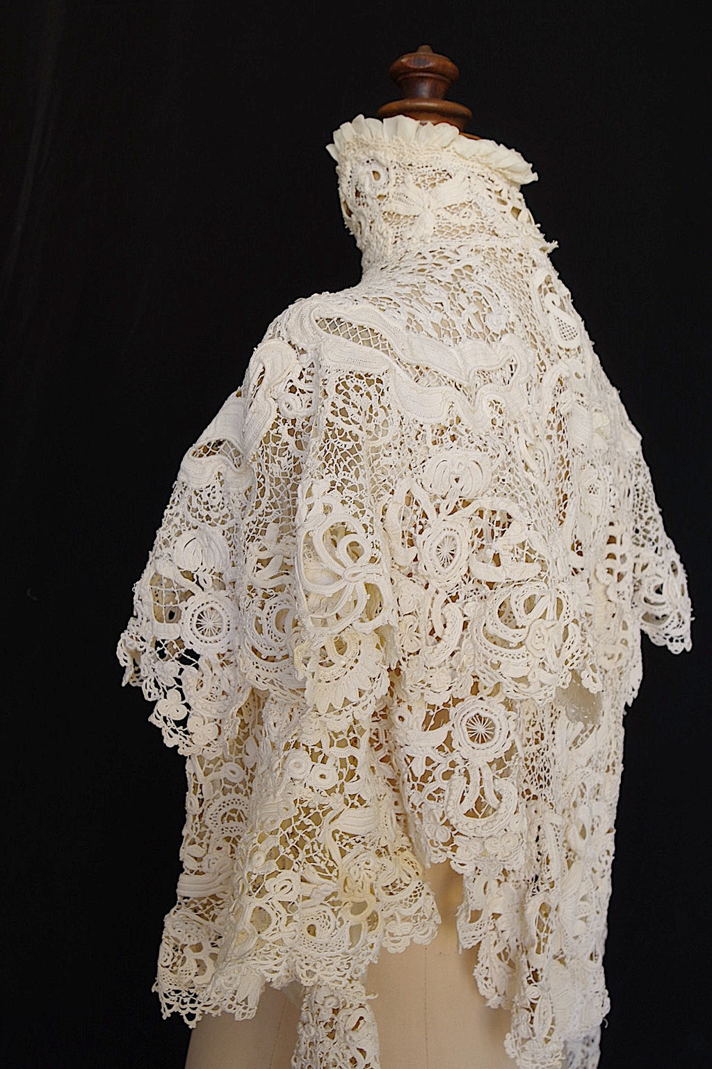 アンティーククロシェジレ　vêtement antique crochet veste