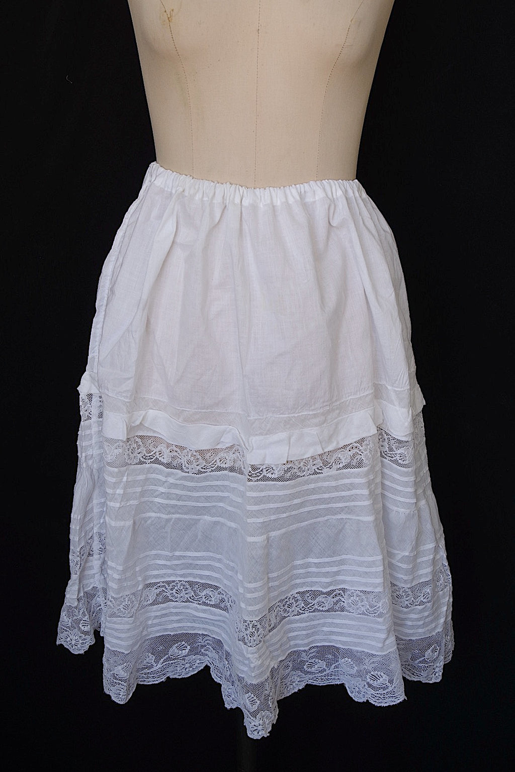 アンティークレーススカート　vêtement　antique skirt1