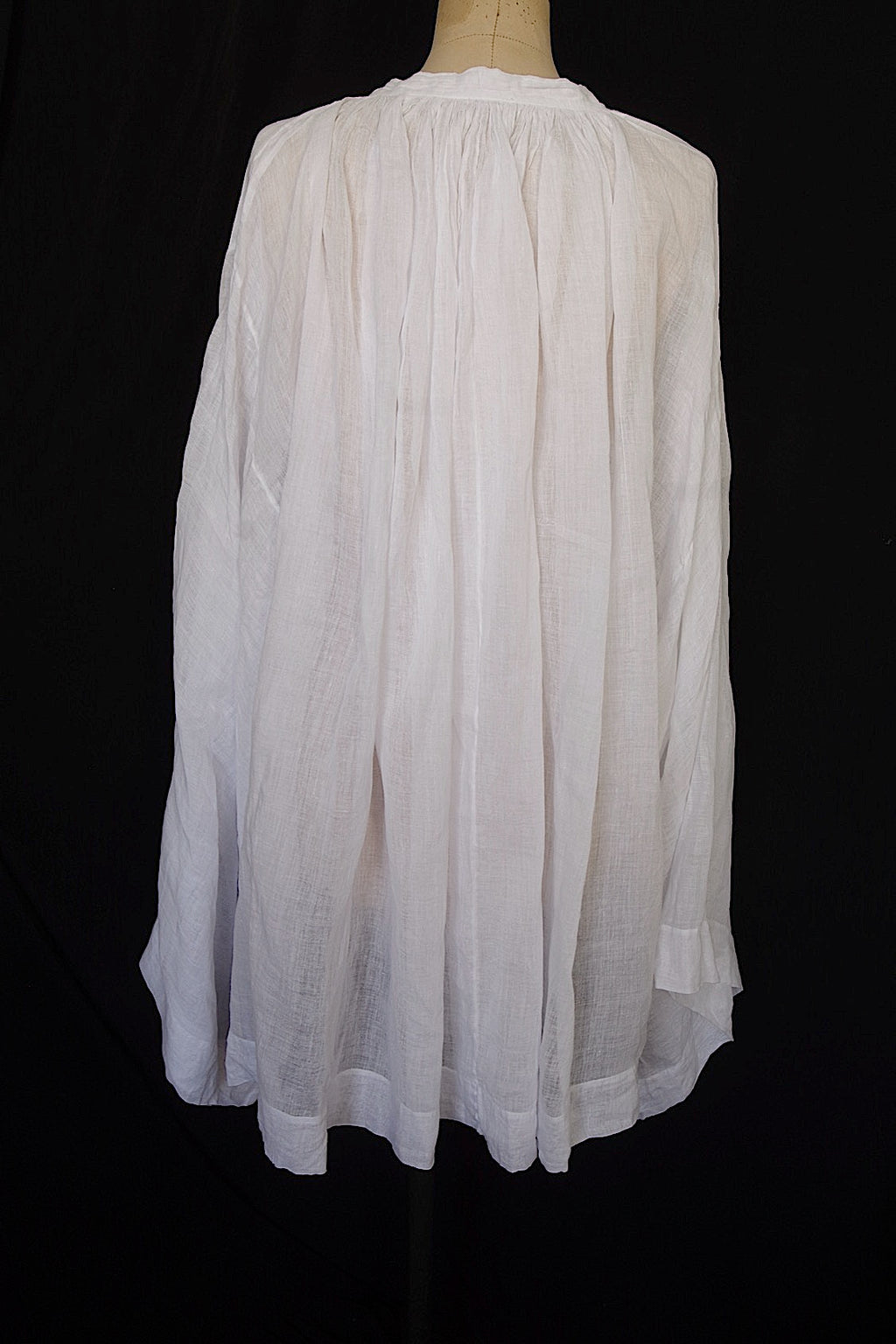 アンティーク教会チュニック　vêtement antique surplis