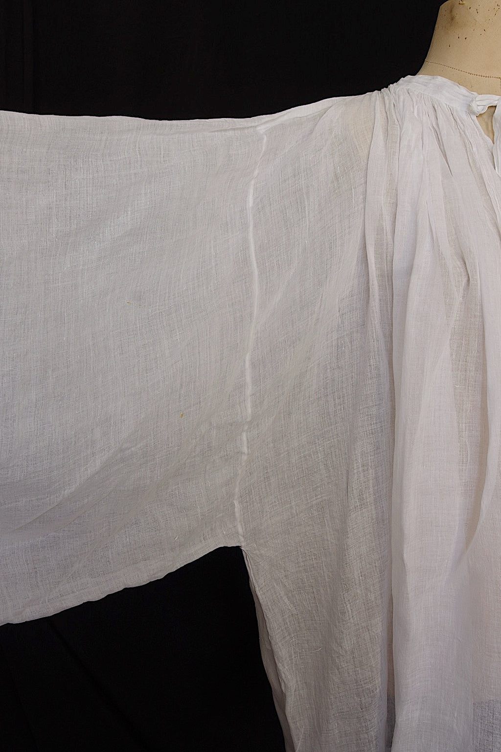 アンティーク教会チュニック　vêtement antique surplis