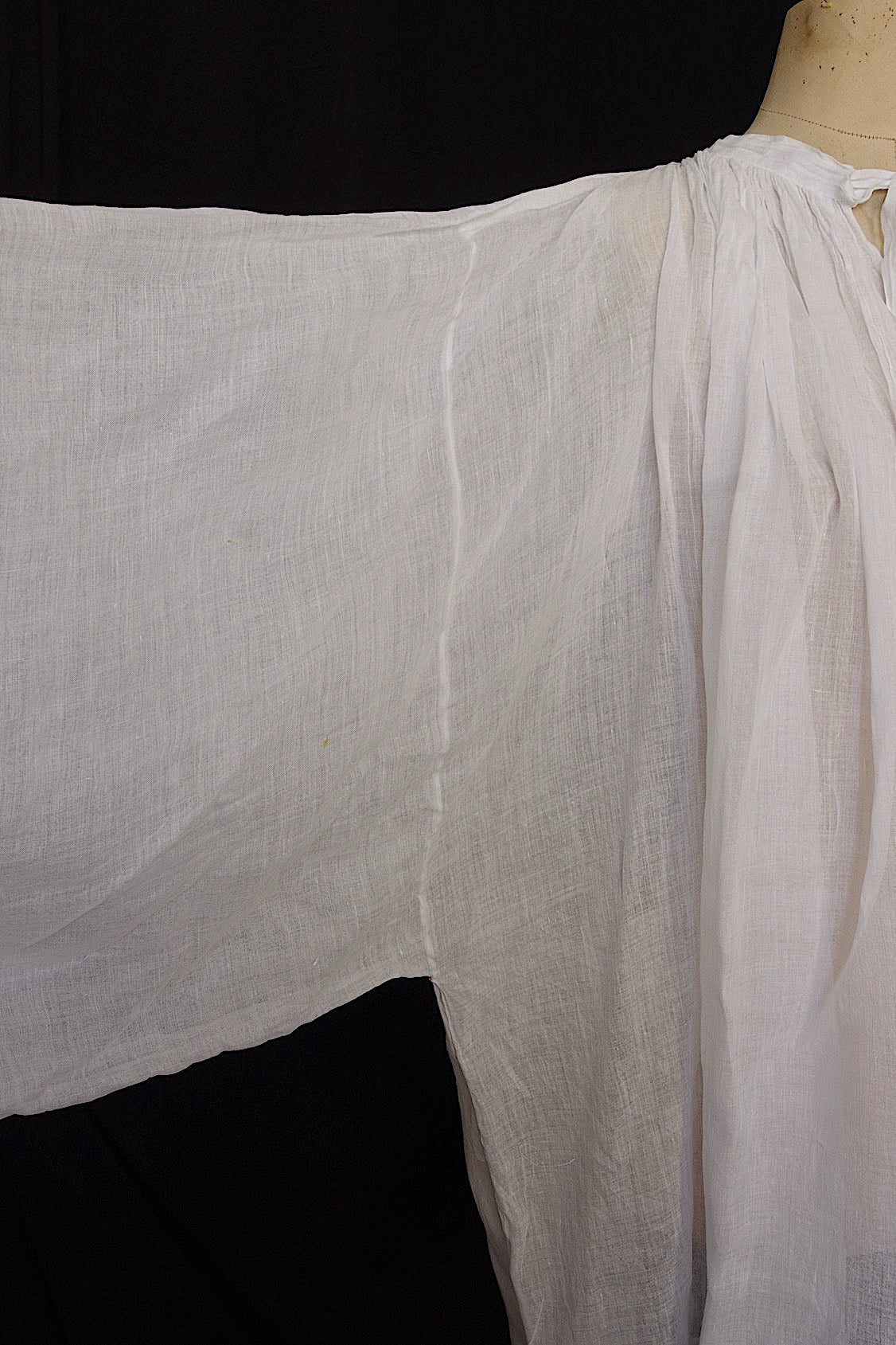 アンティーク教会チュニック　vêtement antique surplis