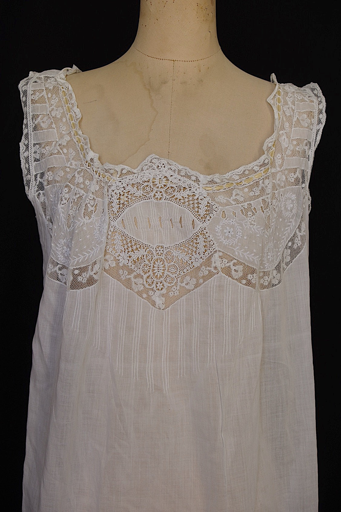Antique Lace Dress: vêtement antique dress9