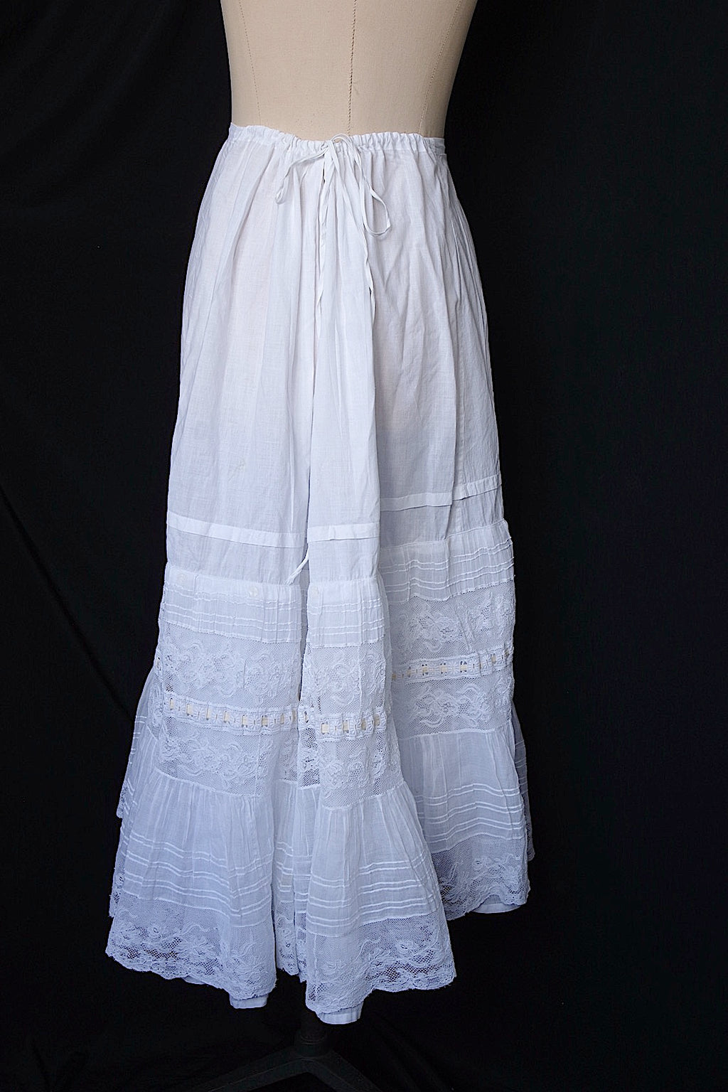 Antique Lace Skirt - Vêtement Antique Skirt 2