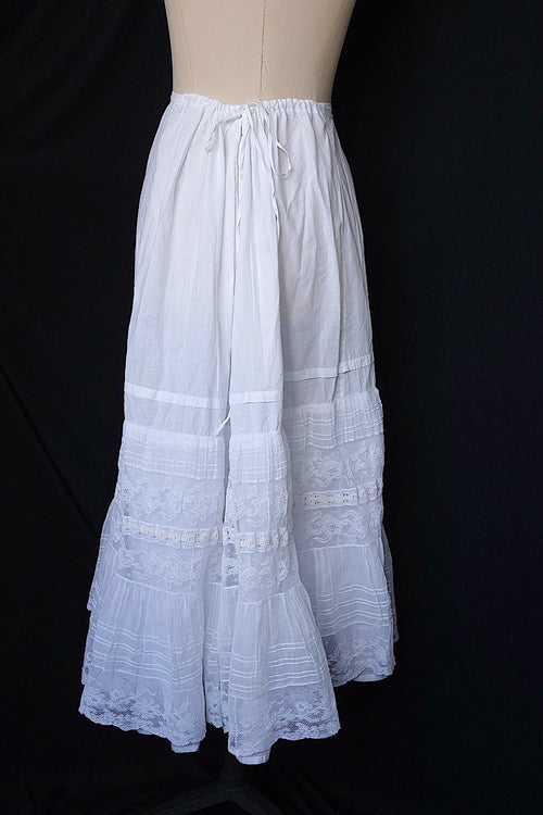 Antique Lace Skirt - Vêtement Antique Skirt 2