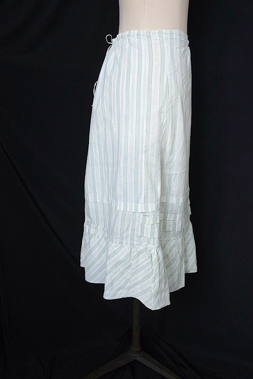 Antique lace skirt vêtement antique skirt5