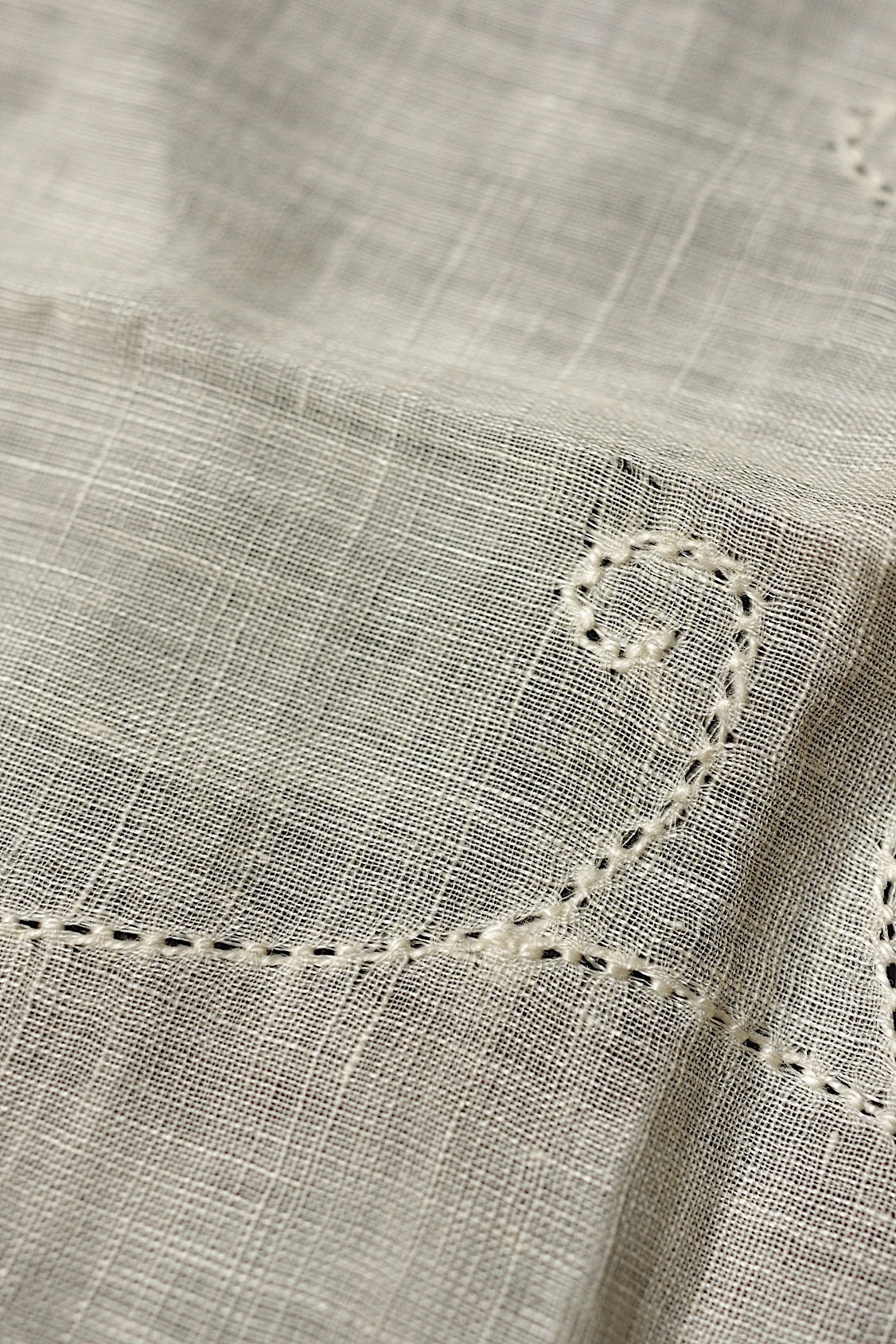 Nappe en dentelle ancienne