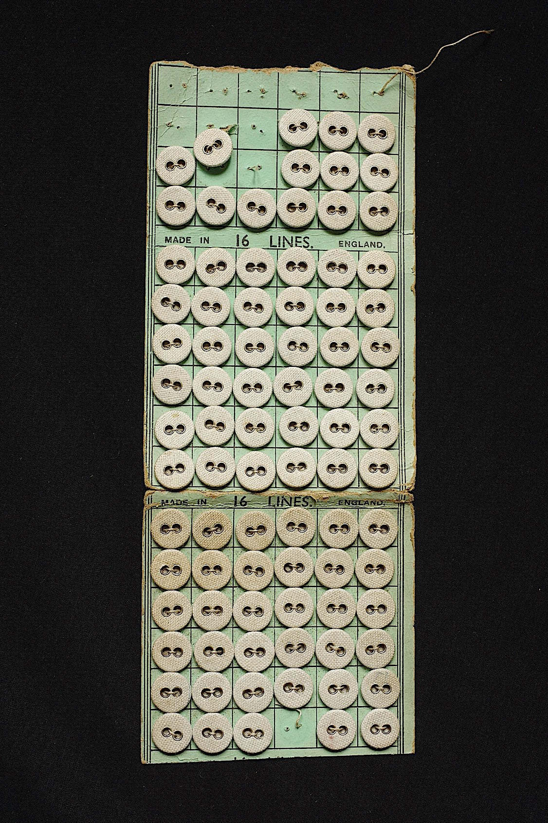 Antique Buttons (boutons anciens)