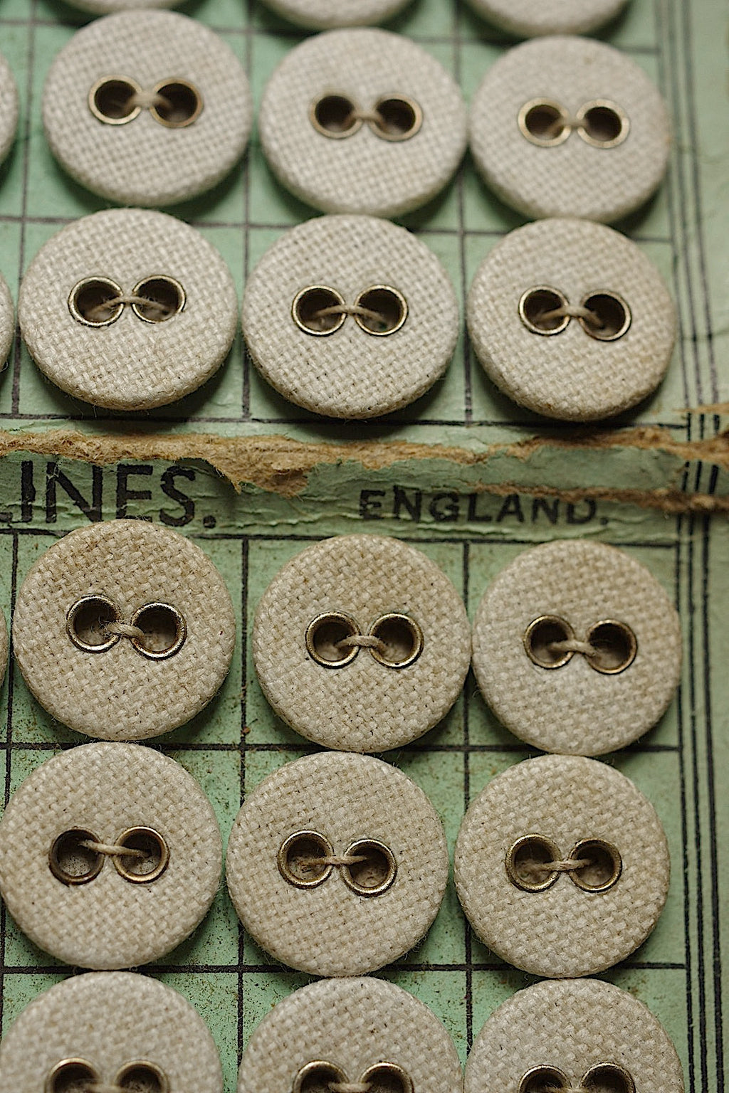 Antique Buttons (boutons anciens)