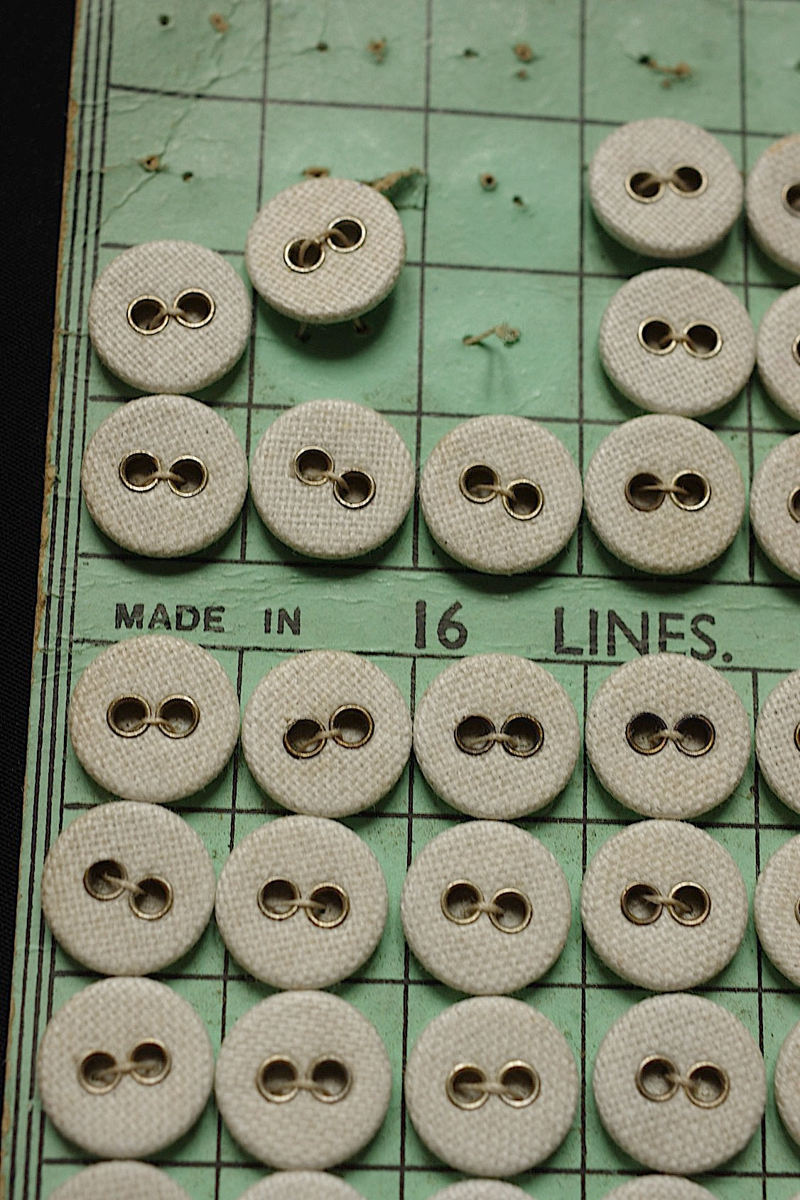 Antique Buttons (boutons anciens)