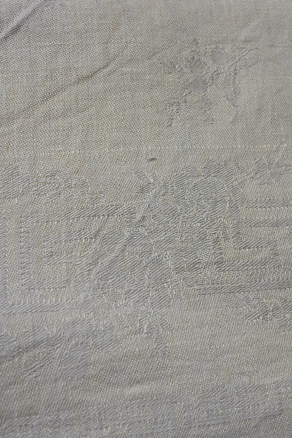 Serviette de table ancienne en damas
