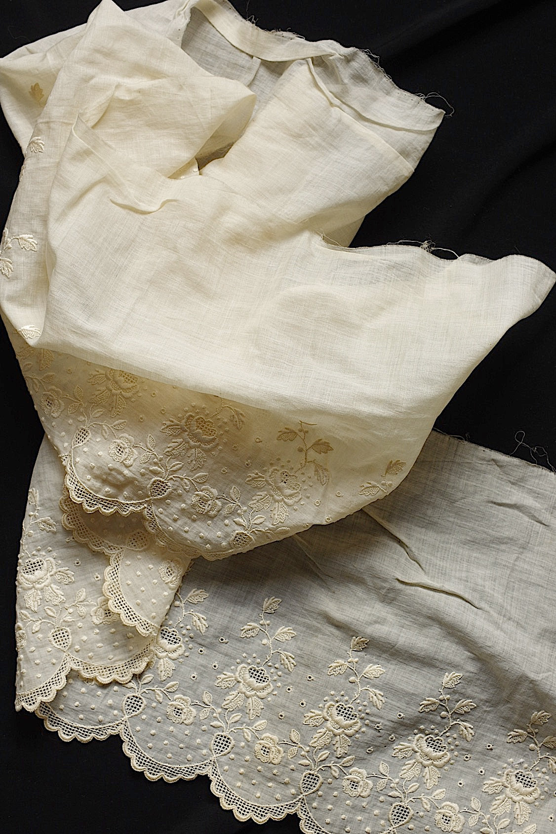 アンティークレース　dentelle ancienne 刺繍