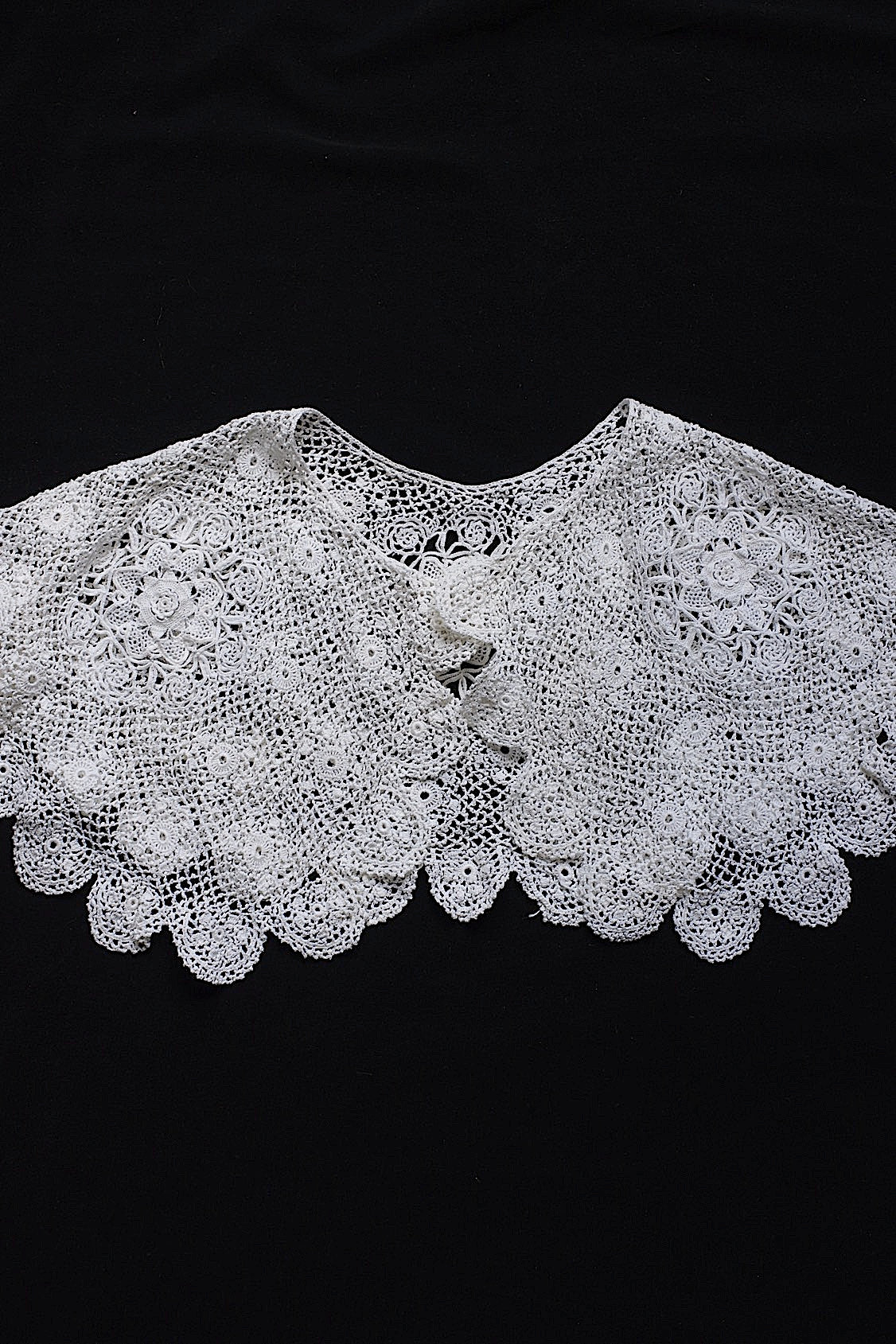 Antique Lace (dentelle ancienne) Crochet Collar