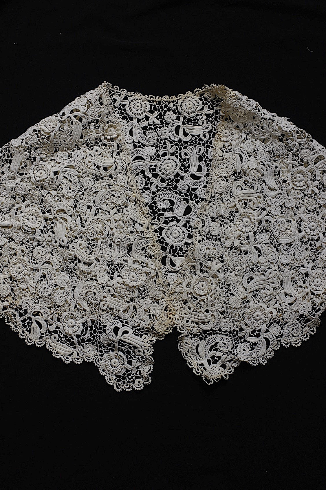 アンティークレース　dentelle ancienne　クロシェケープ