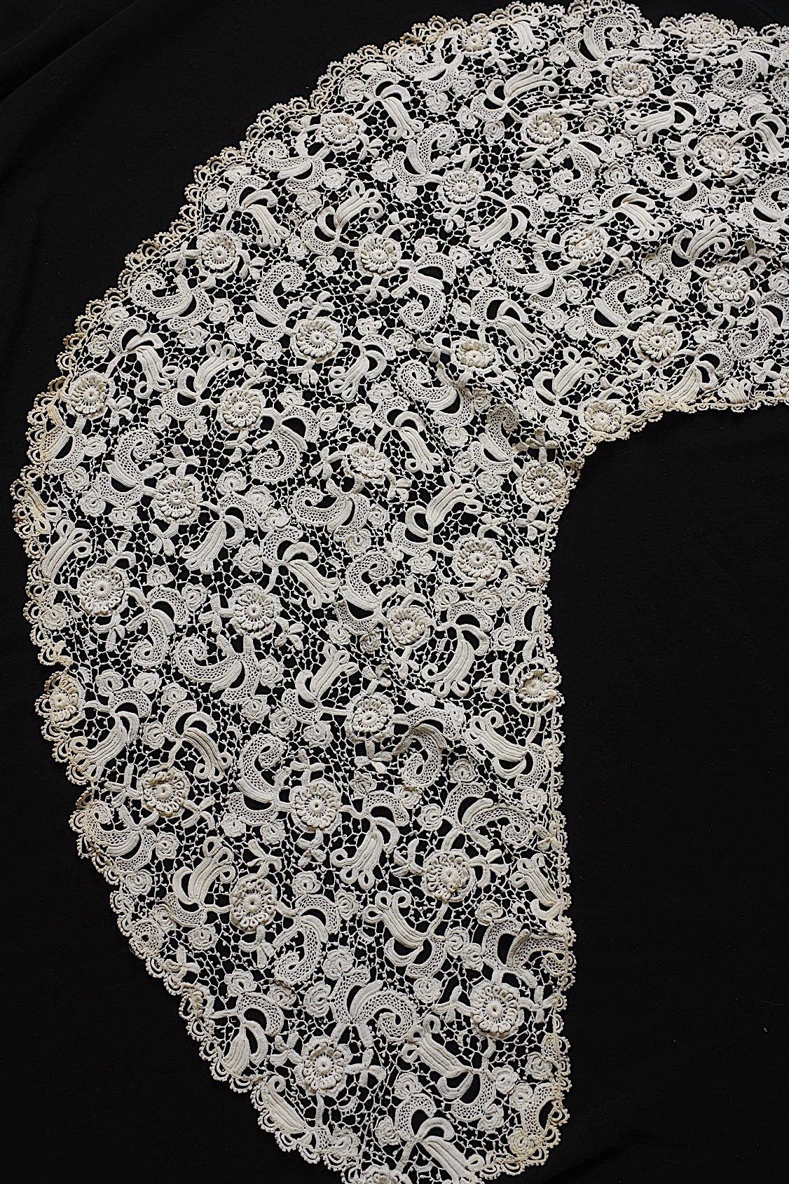 アンティークレース　dentelle ancienne　クロシェケープ