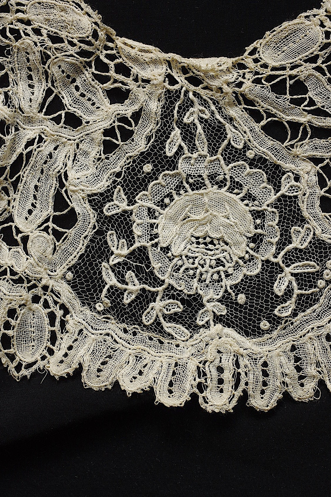 アンティークレース　dentelle ancienne　ホニトンブリュクセルmix