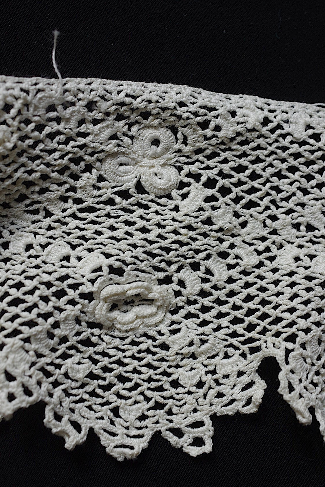 Antique Lace (dentelle ancienne) 200 cm × 114 cm