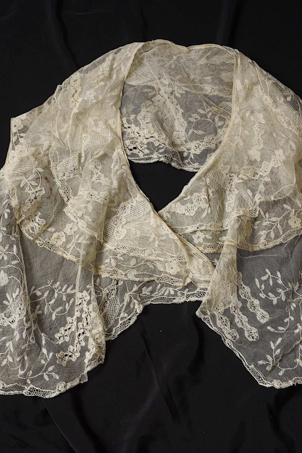 アンティークレース　dentelle ancienne　レースショール