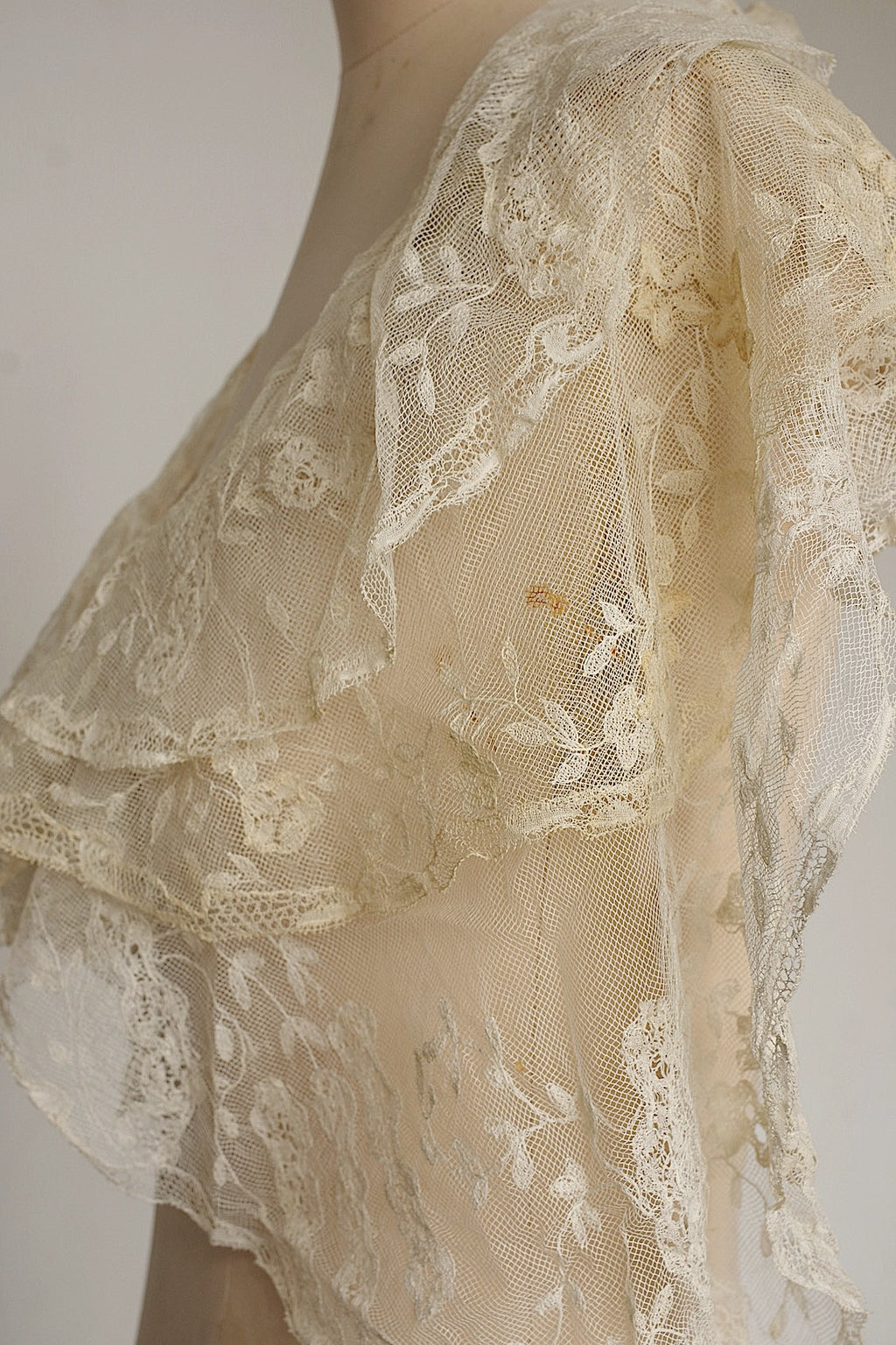 アンティークレース　dentelle ancienne　レースショール
