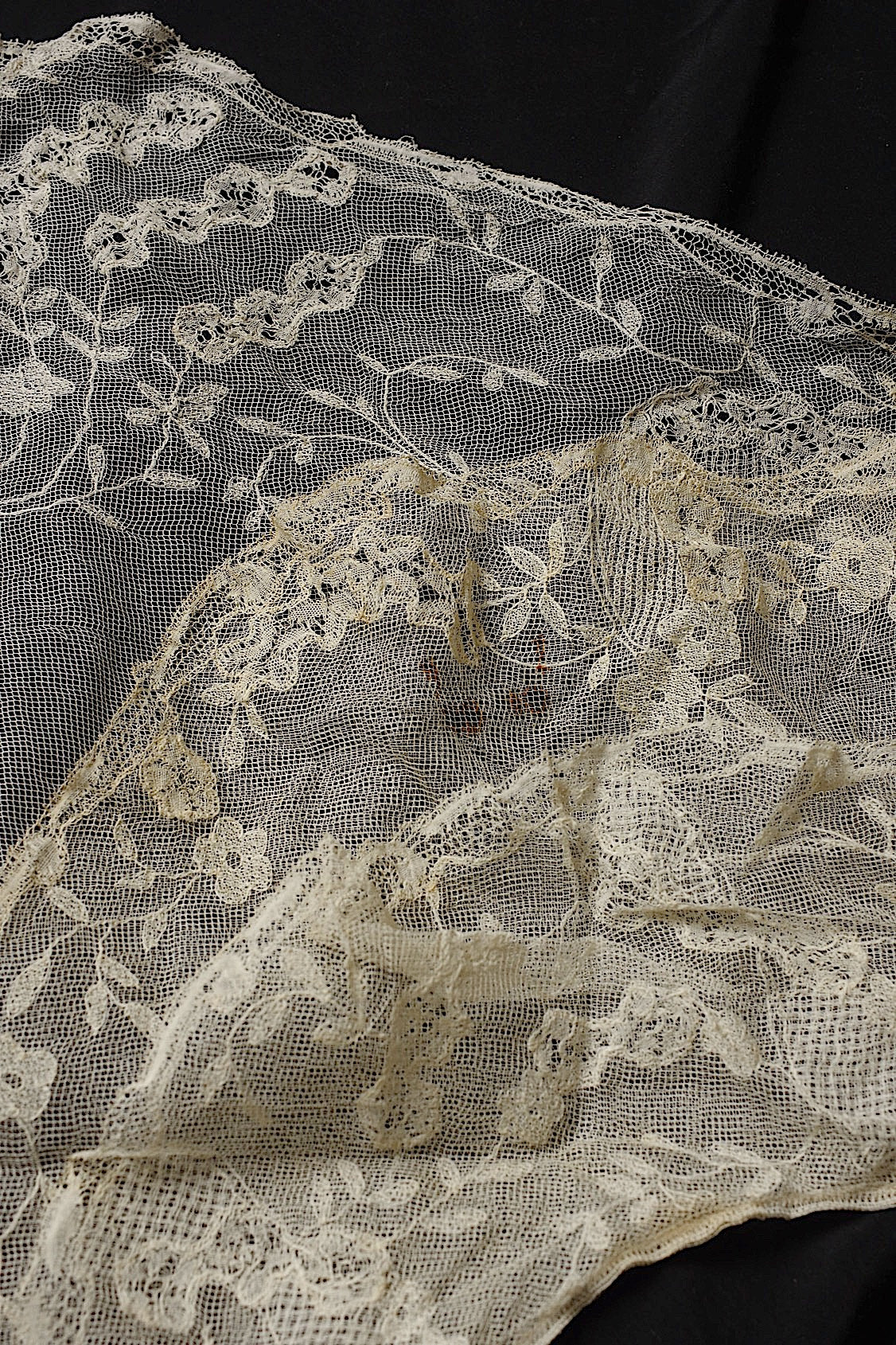 アンティークレース　dentelle ancienne　レースショール