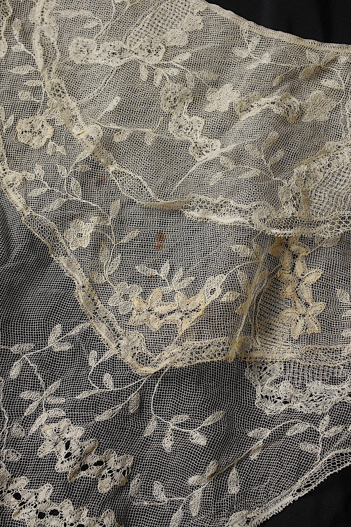 アンティークレース　dentelle ancienne　レースショール