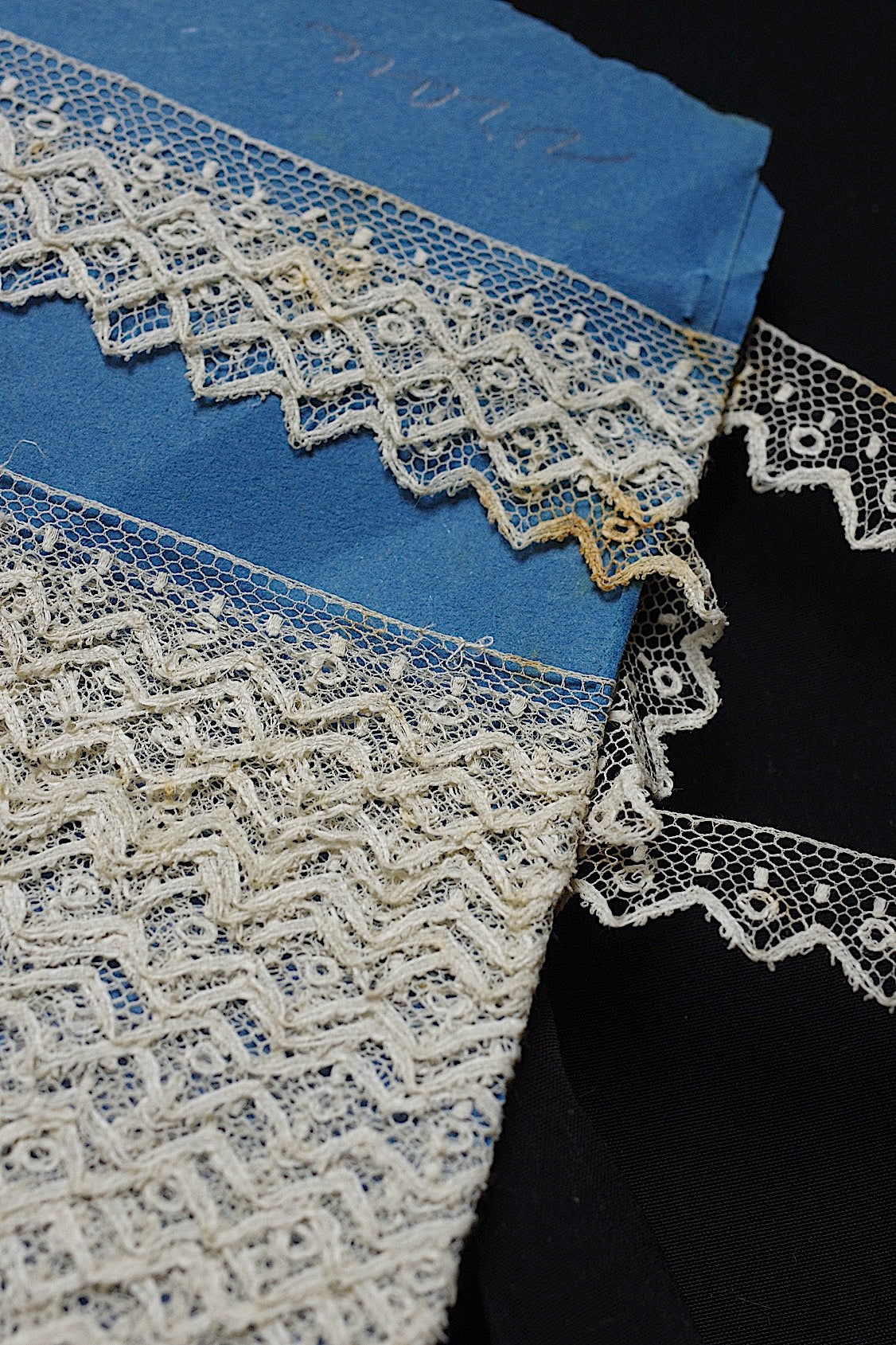 アンティークレース　dentelle ancienne　3シート
