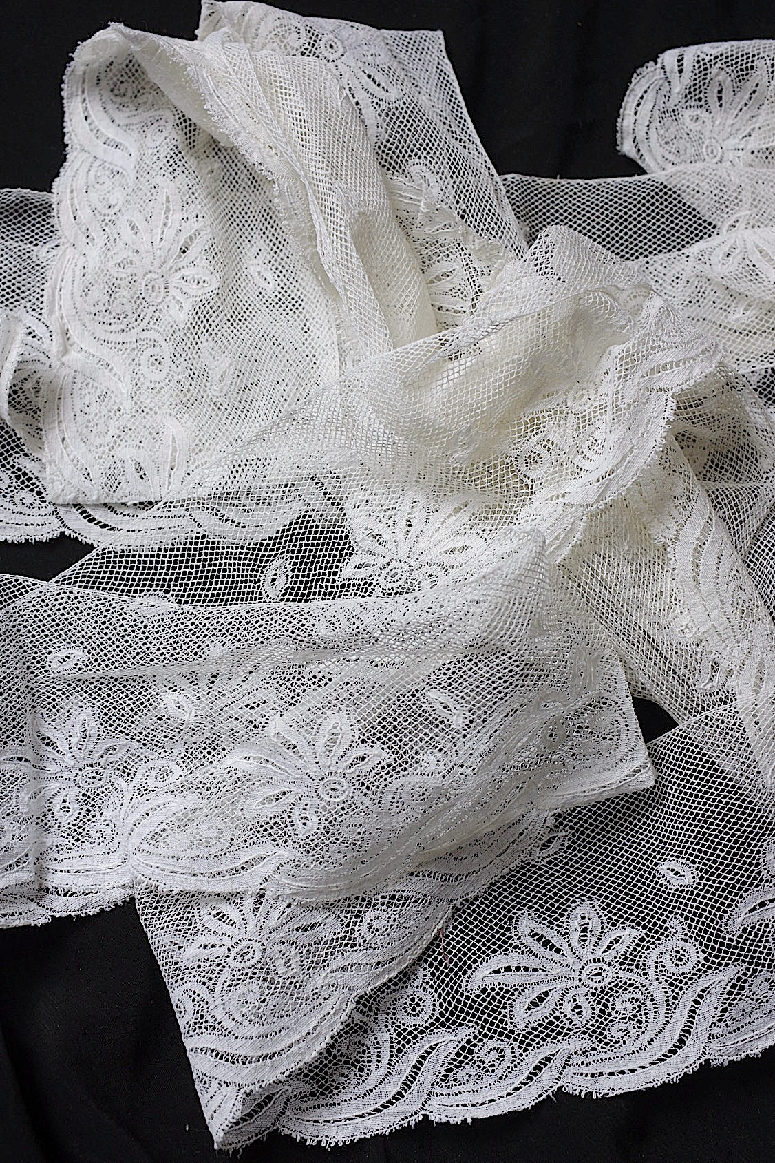 アンティークレース　dentelle ancienne 2