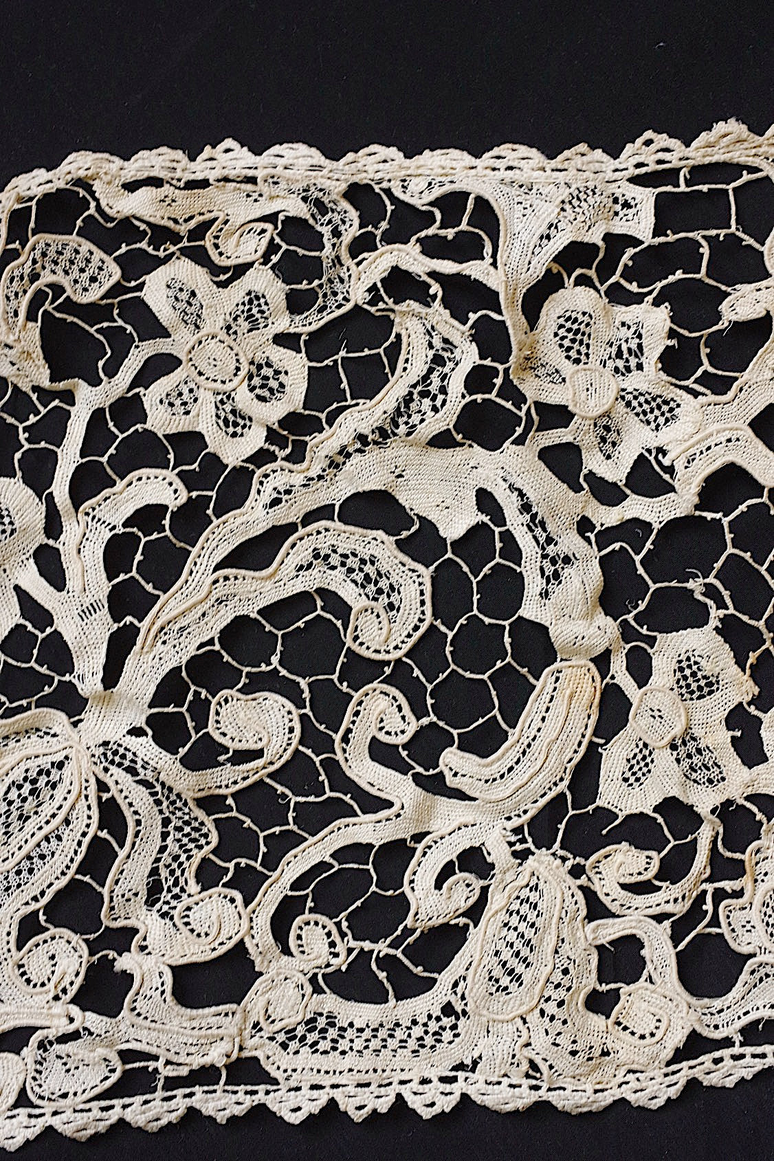 アンティークレース　dentelle ancienne　ニードル110cm