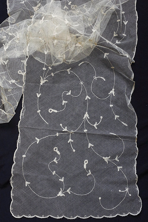 Dentelle ancienne, voile