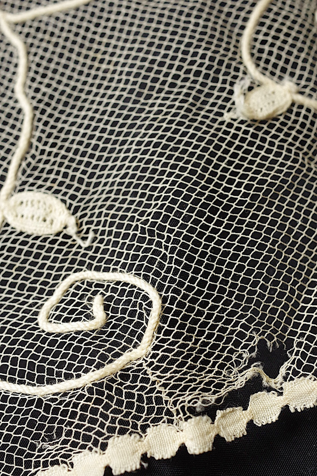 Antique Lace (dentelle ancienne) Veil 2