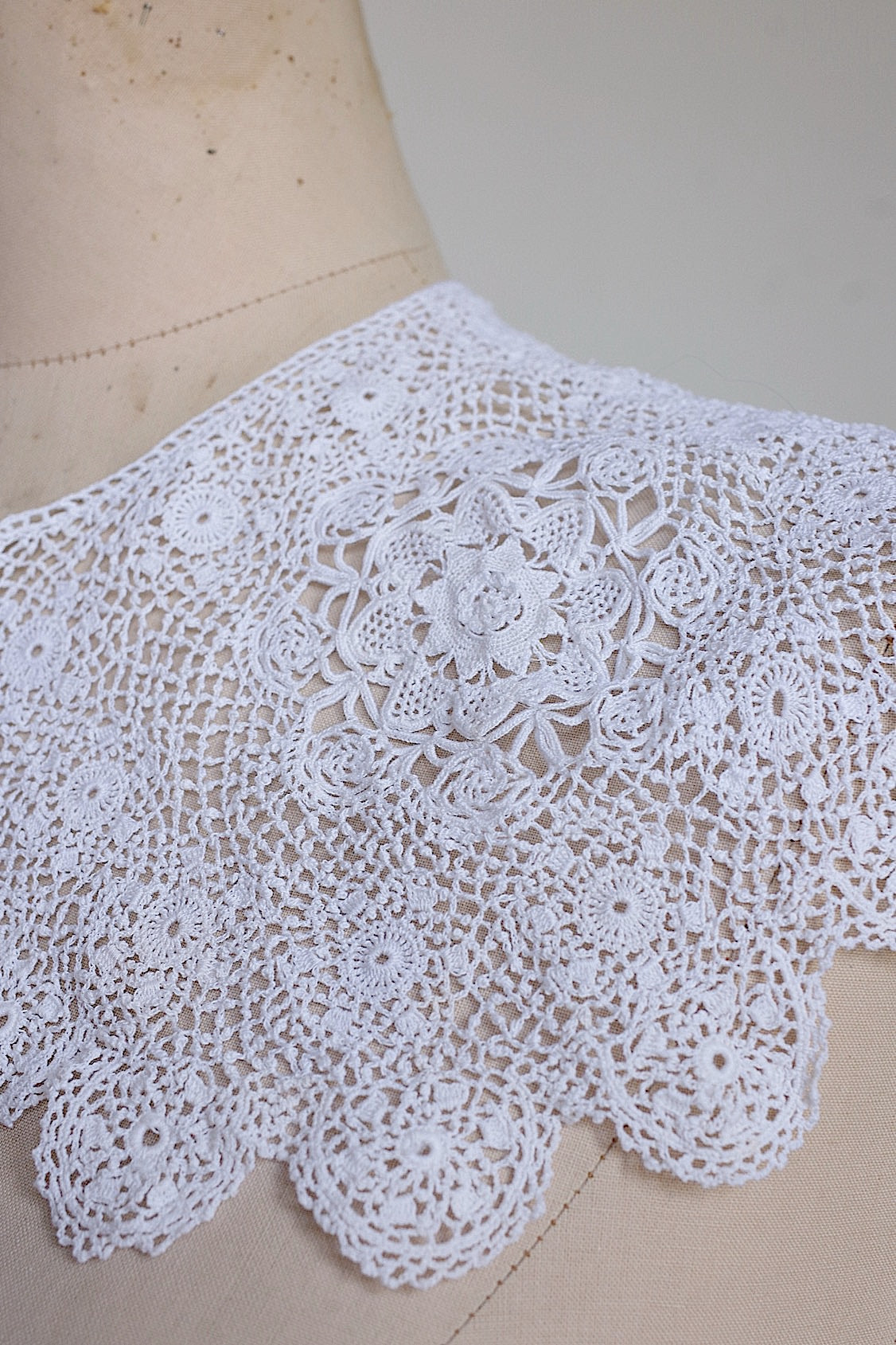 アンティークレース　dentelle ancienne　襟1
