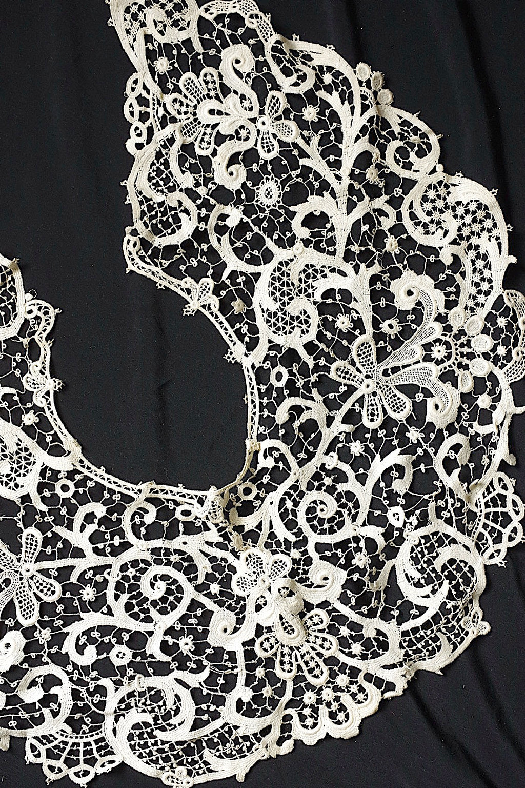 アンティークレース　dentelle ancienne　襟2