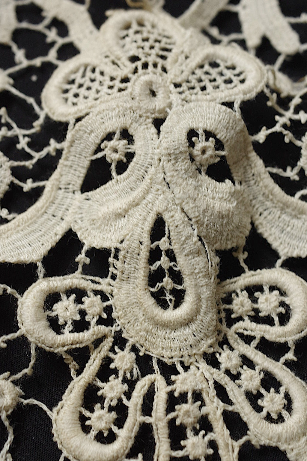アンティークレース　dentelle ancienne　襟2