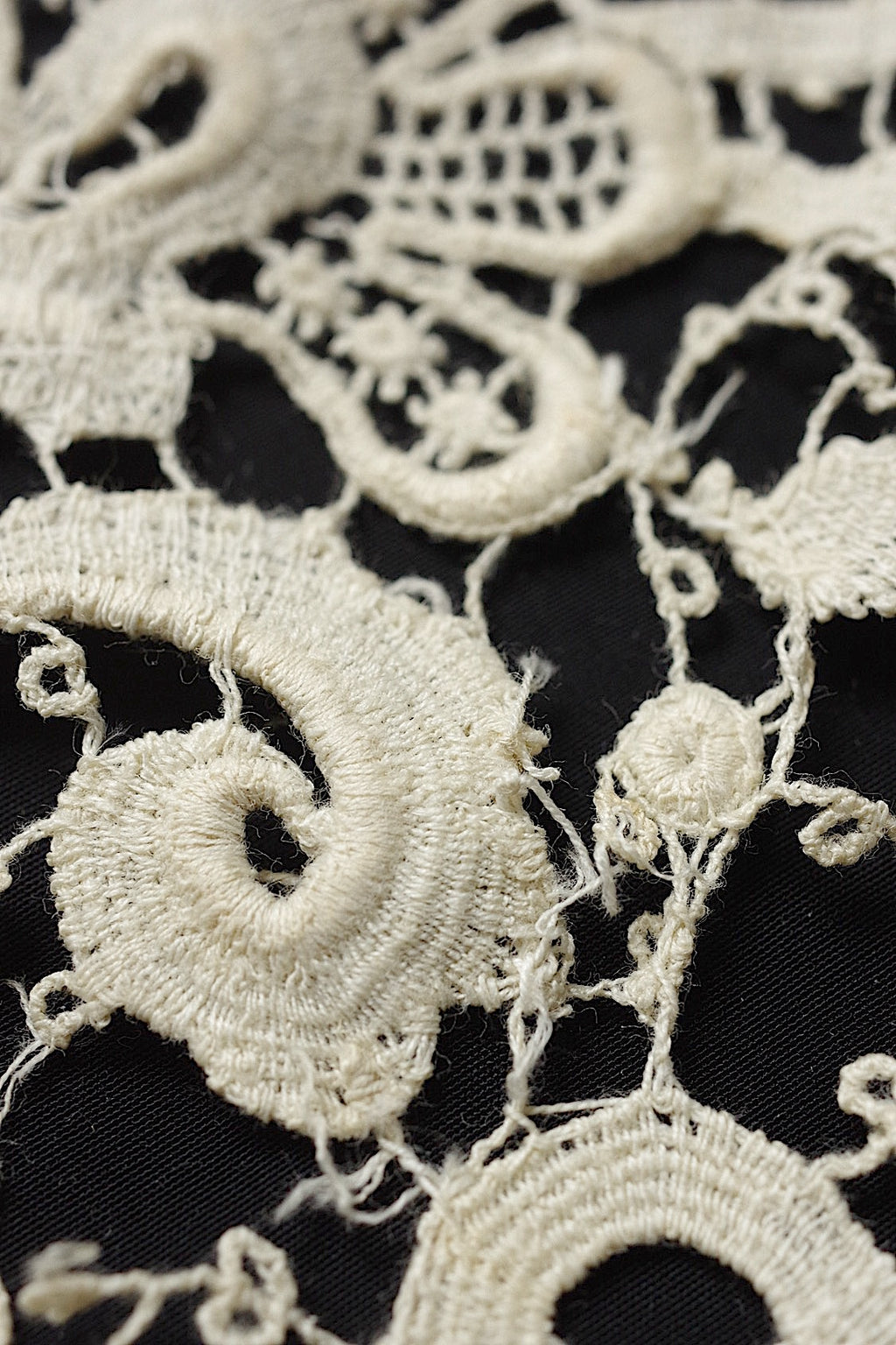 アンティークレース　dentelle ancienne　襟2
