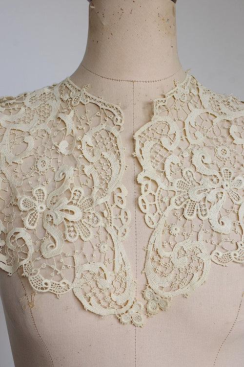 アンティークレース　dentelle ancienne　襟2
