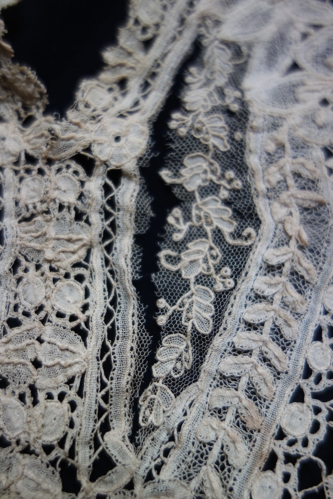 アンティークレース　dentelle ancienne　19世紀レースlot 素材用