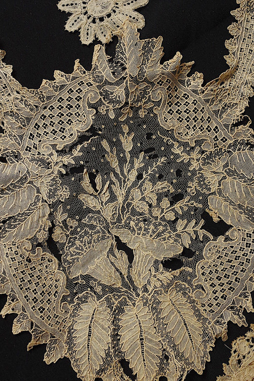 アンティークレース　dentelle ancienne　19世紀レースlot 素材用