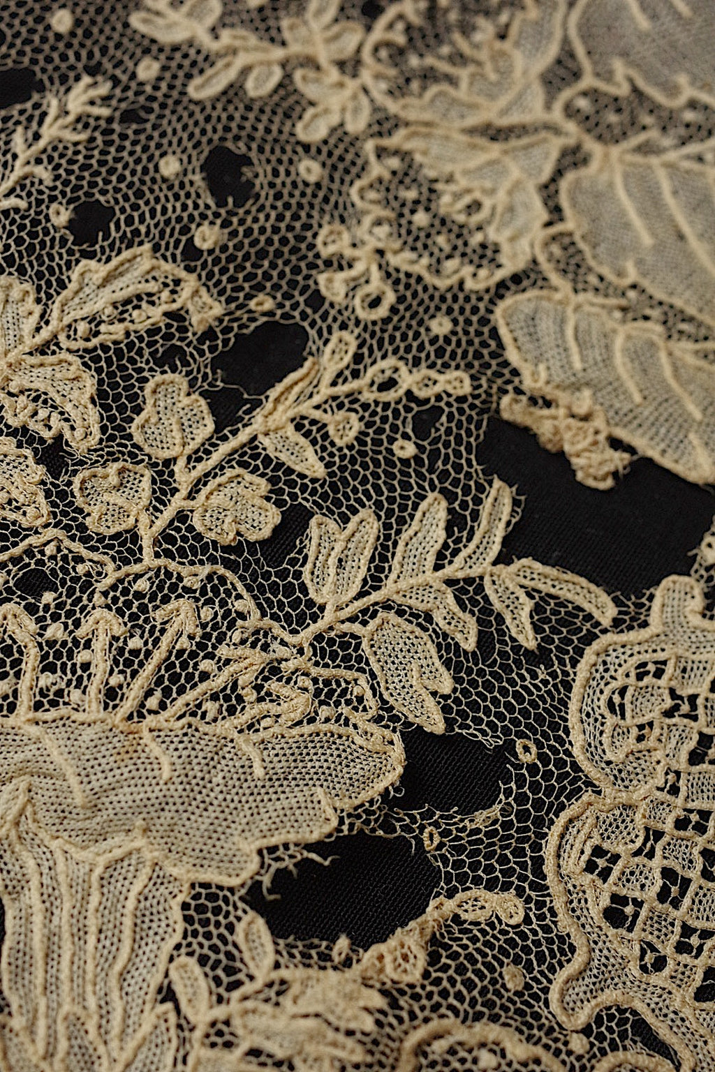 アンティークレース　dentelle ancienne　19世紀レースlot 素材用