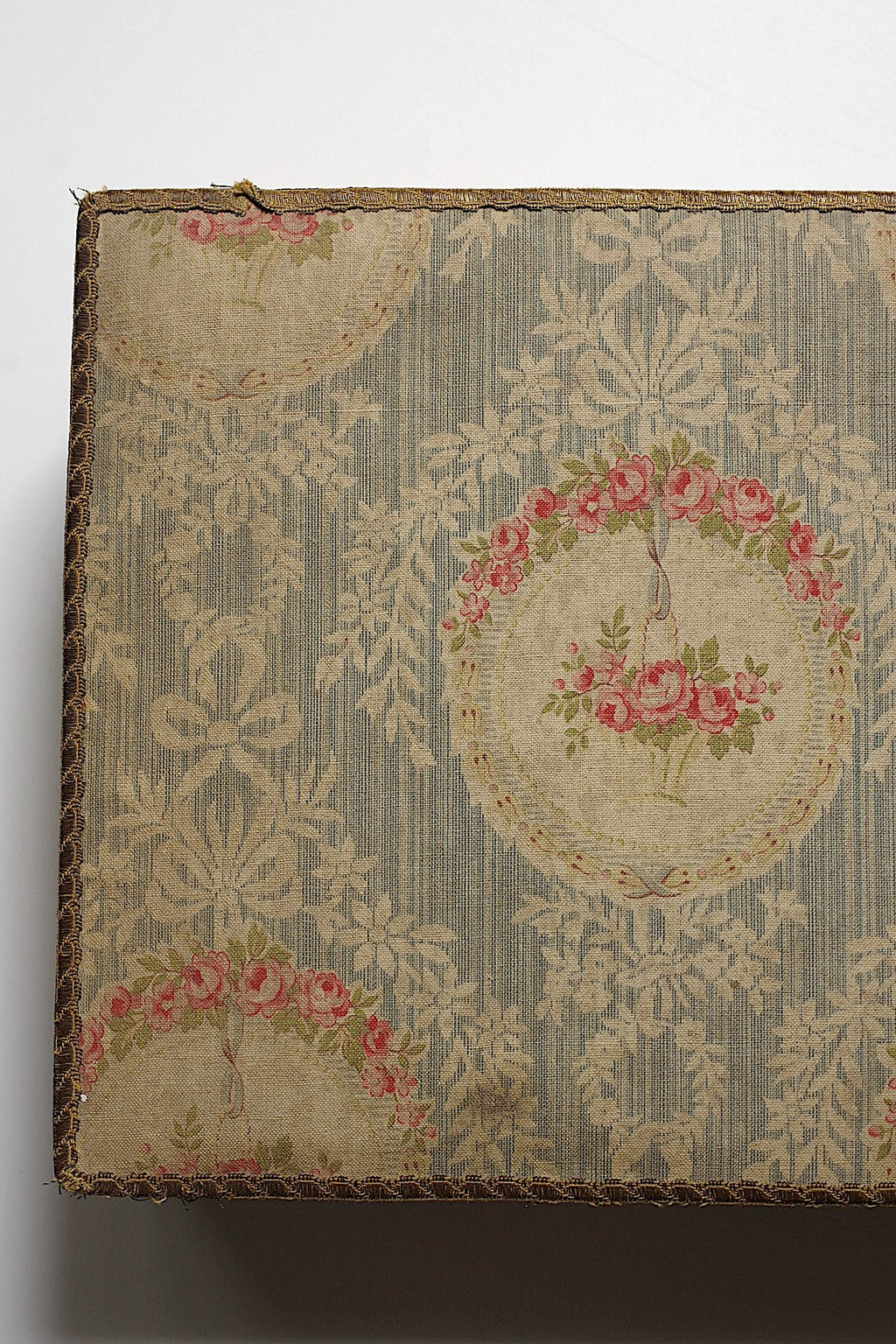 Antique Box (boîte ancienne) — Large Cartonnage