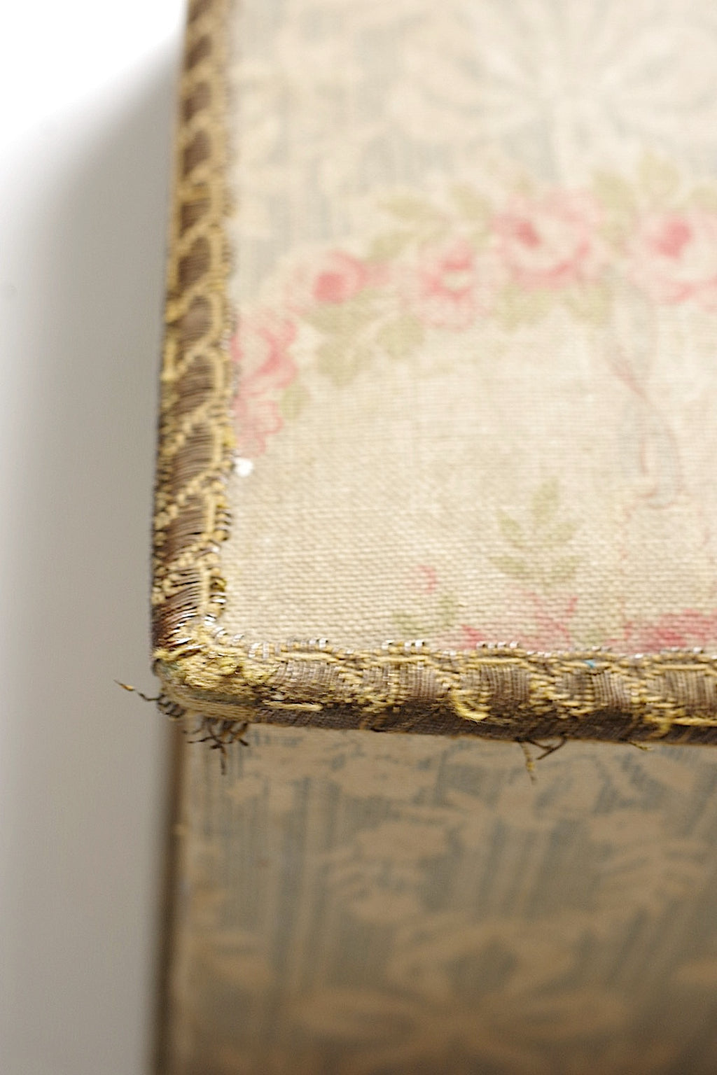 Antique Box (boîte ancienne) — Large Cartonnage