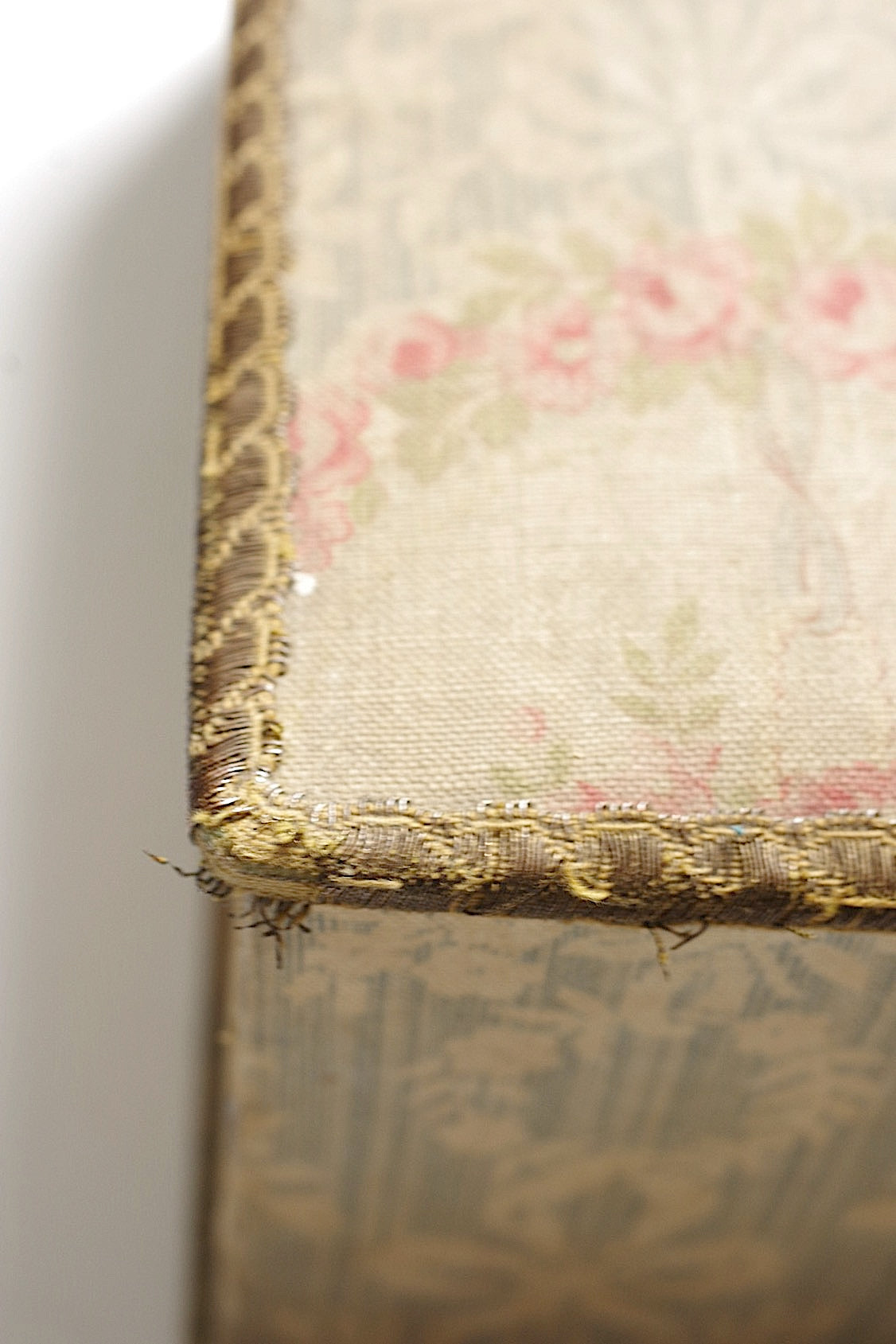 Antique Box (boîte ancienne) — Large Cartonnage