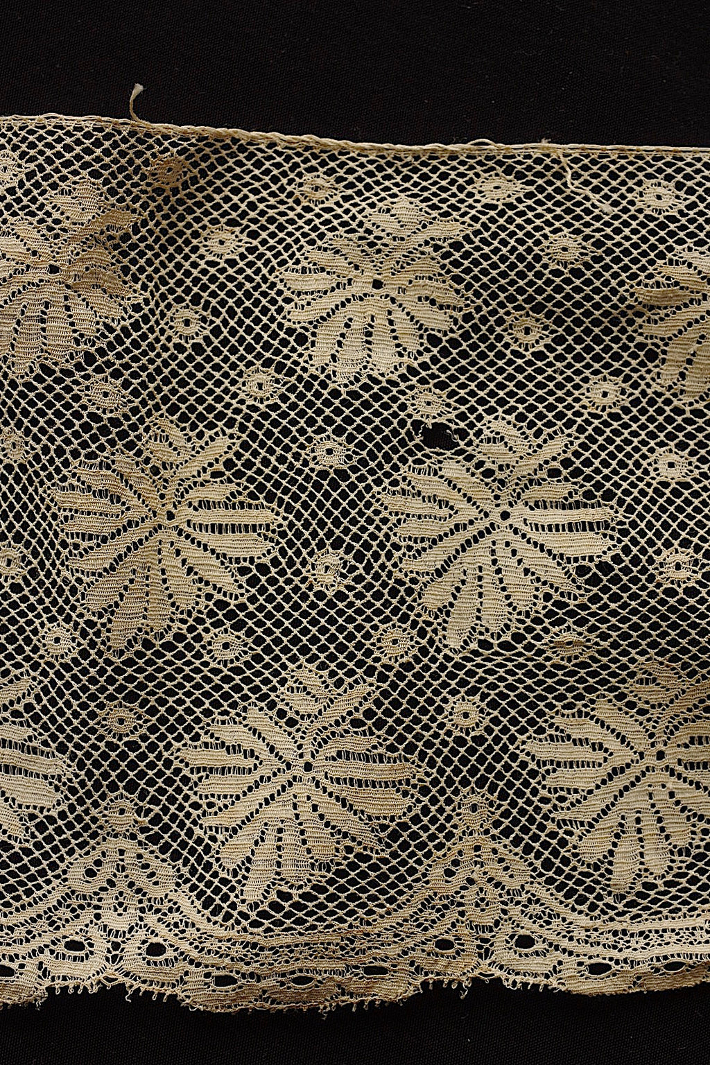 Encaje antiguo dentelle ancienne 230 cm