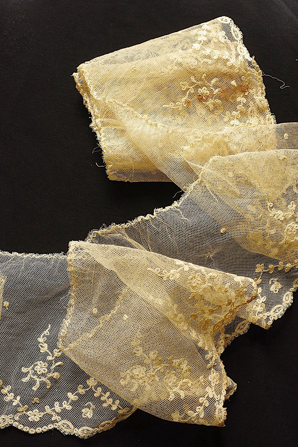 アンティークレース　dentelle ancienne　270cm