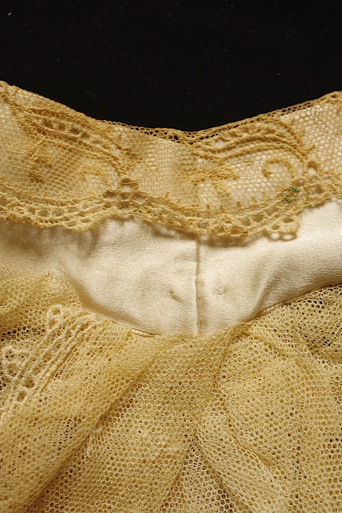 アンティークレース antique lace la dentelle - .FR a l'epoque