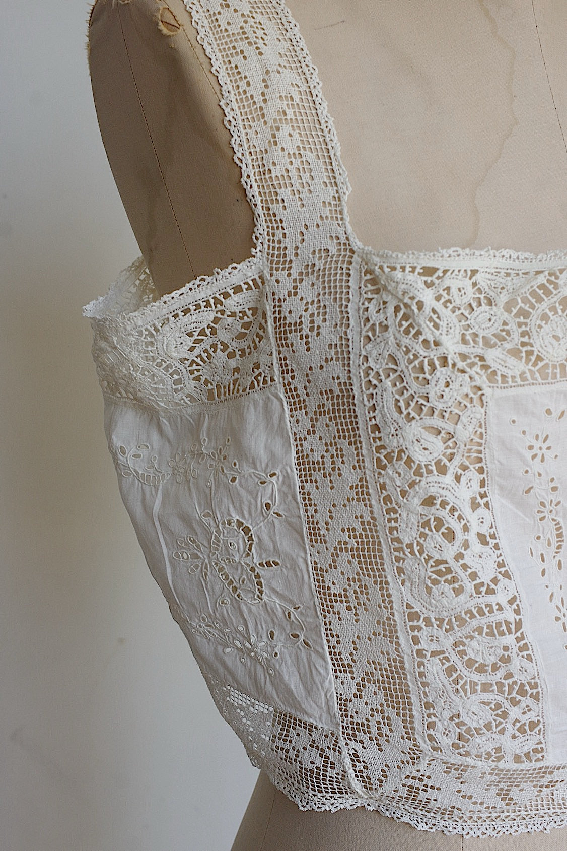 Antique Tops vêtement antique top1