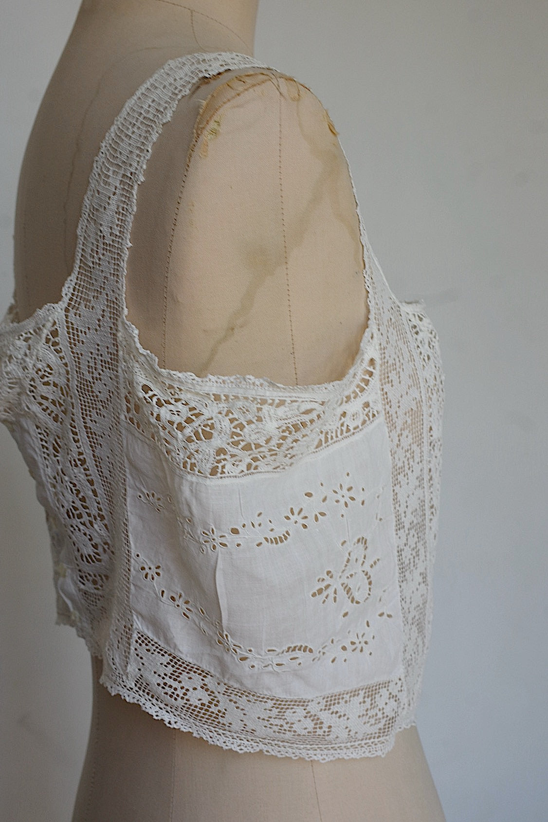 Antique Tops vêtement antique top1