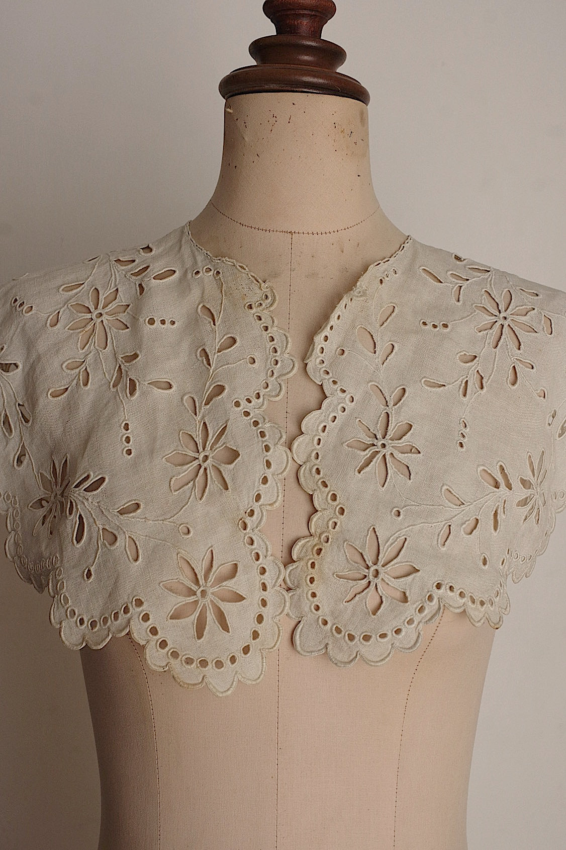 アンティークレース antique lace la dentelle - .FR a l'epoque