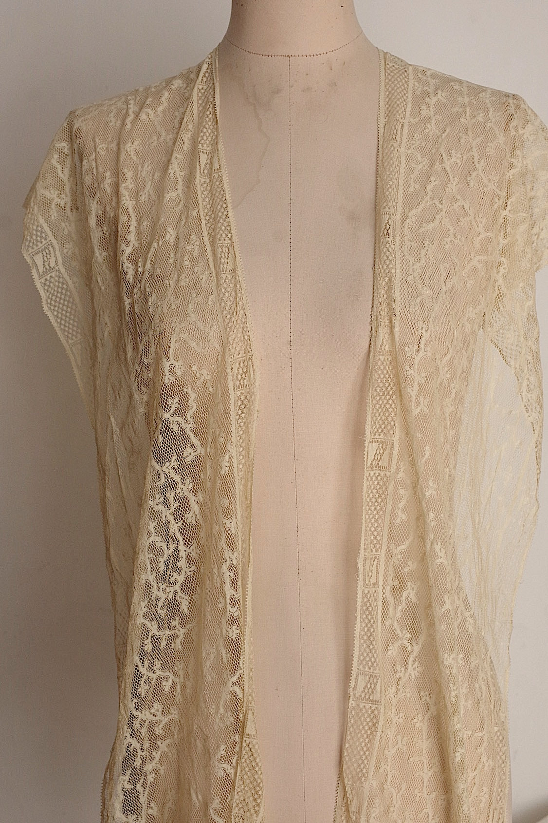 Chaleco de encaje antiguo (dentelle ancienne)