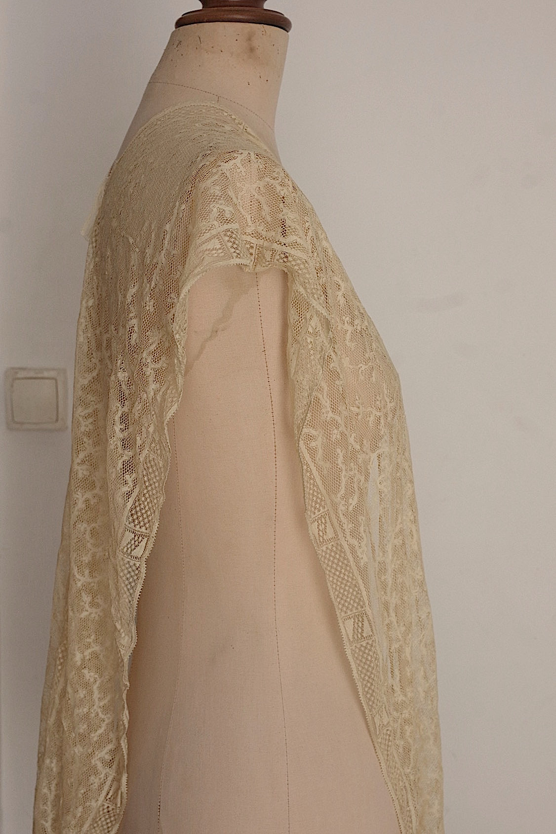 Chaleco de encaje antiguo (dentelle ancienne)