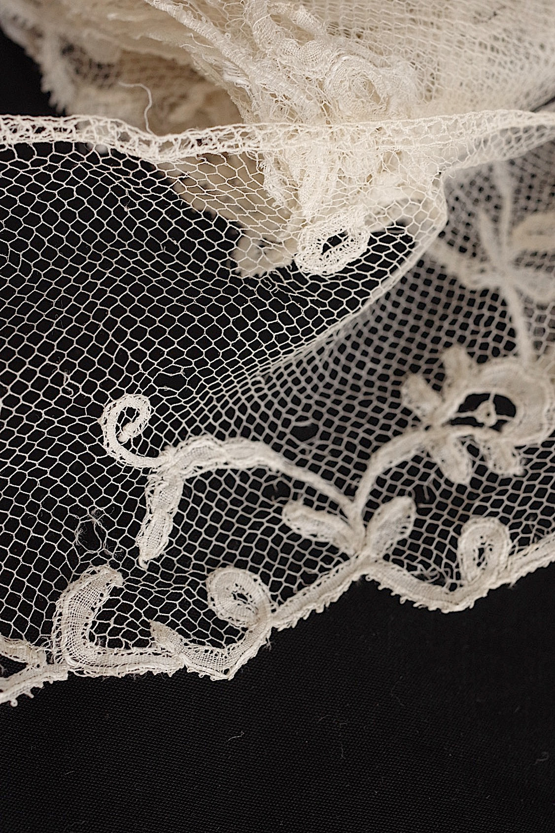 アンティークレース　dentelle ancienne antique 240cm＋80cm＋80cm